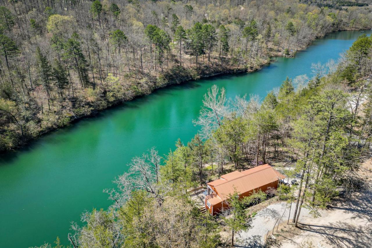 Cliffside Eureka Springs Cabin With Beaver Lake View Exterior foto