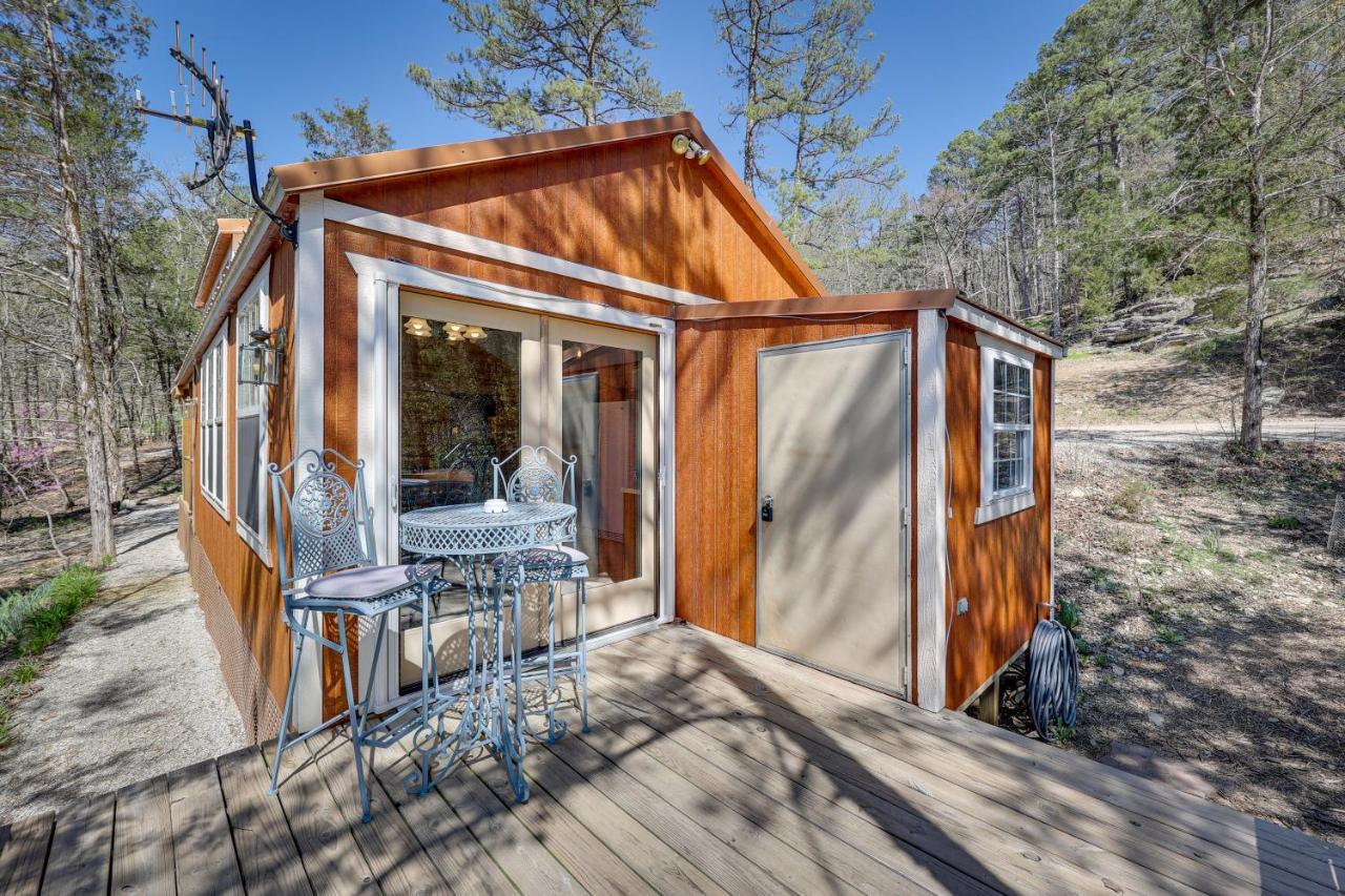 Cliffside Eureka Springs Cabin With Beaver Lake View Exterior foto